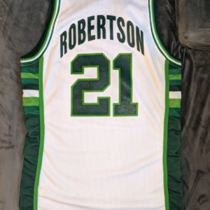 ALVIN ROBERTSON Milwaukee Bucks GAME USED WORN 1991 Champion Jersey 44 Signed
